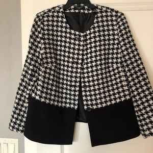 Talbots 14w houndstooth blazer